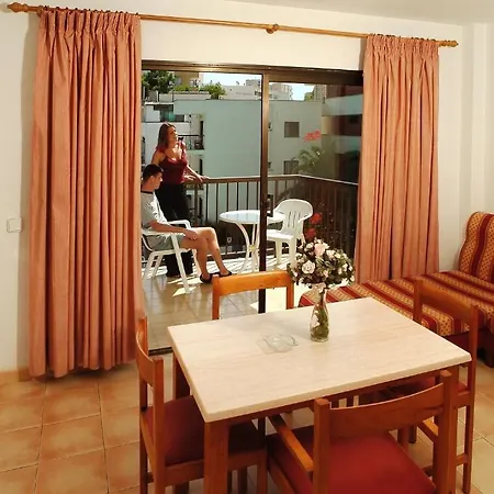 Intertur Waikiki Отель Пальма Нова